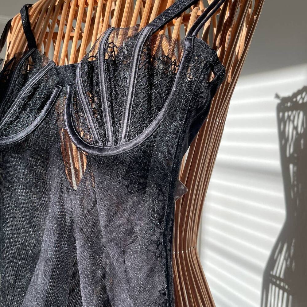 La Perla Black Lace Silk Underwire Luxury Micro Sheer Bodysuit NWT M MSRP 588 - Picture 3 of 6